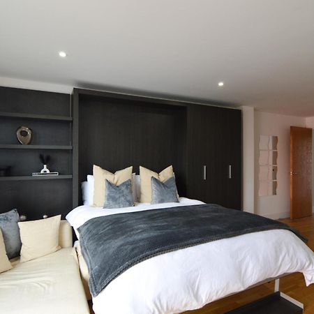 Cosy, Centrally Located Studio With Gated Parking! Λάουμποροου Εξωτερικό φωτογραφία